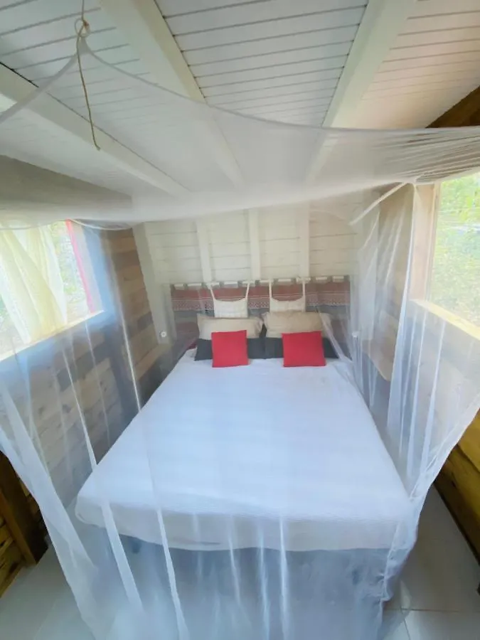 Appartement Bungalow de charme , à proximité de la plage à Cadet  Guadeloupe
